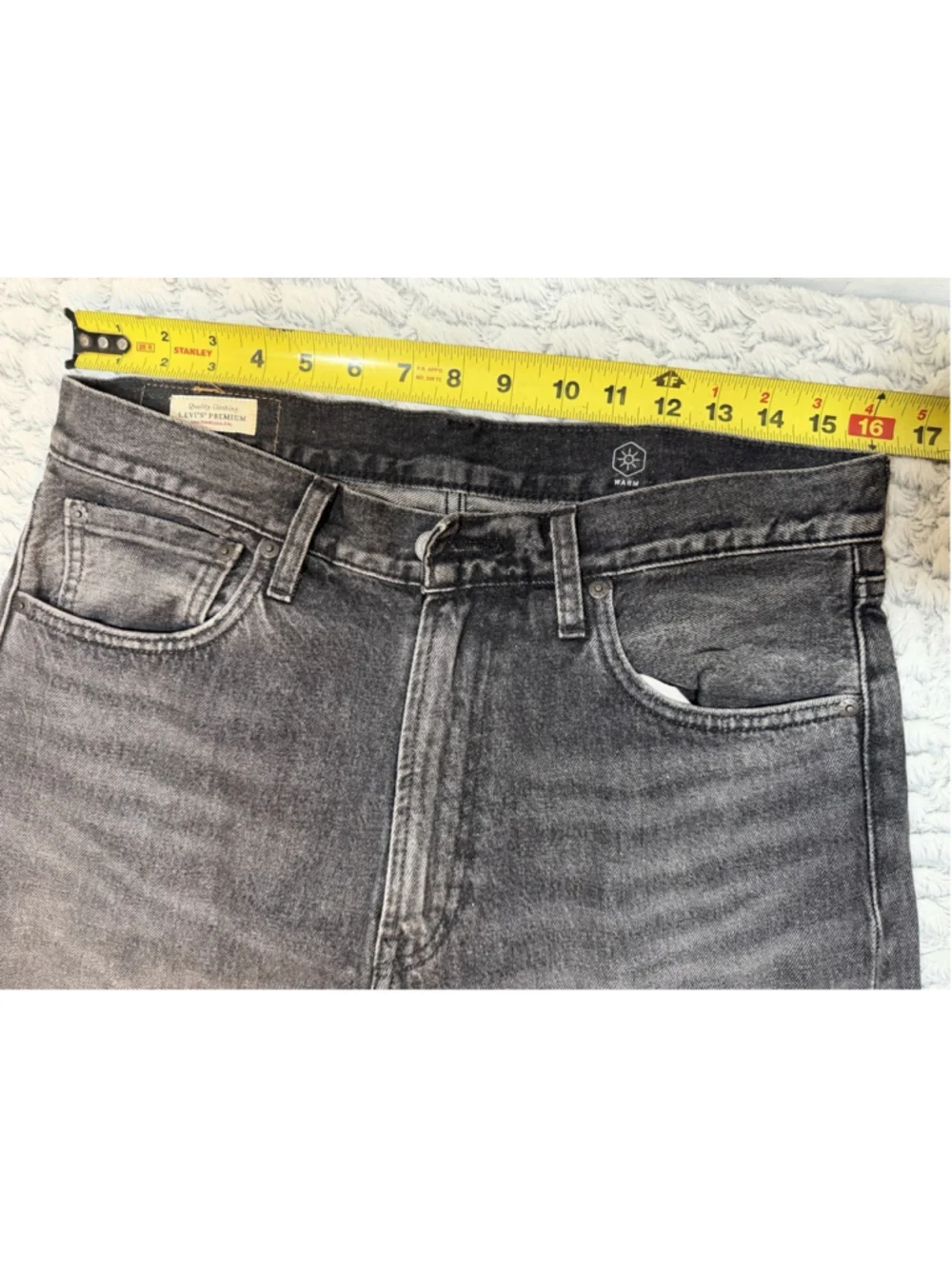 Levi's Premium Men's Gray Dark Wash Straight Regular Fit Denim Jeans 5-Pocket